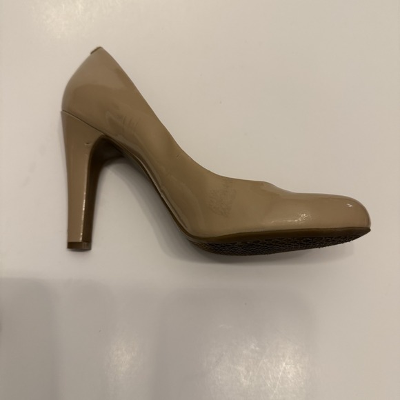 Jessica Simpson 8.5 B Nude Patent Oval Toe Pump 4" Women Elegant Sexy See Pics - Picture 4 of 16